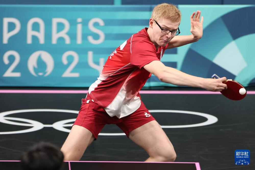 他于几年前 他于几年前