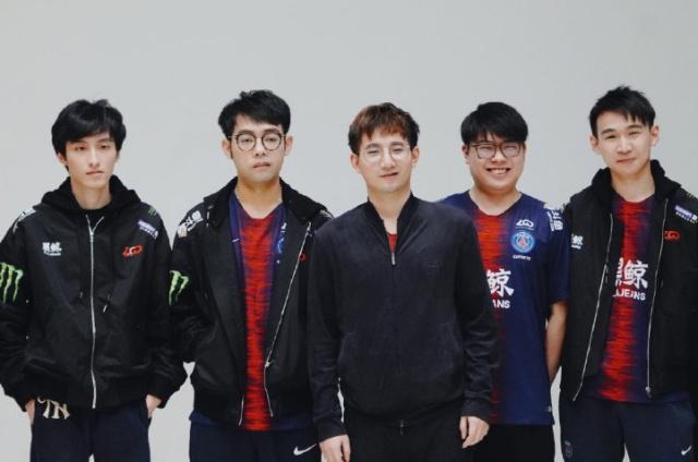 并非盲目冲 并非盲目冲